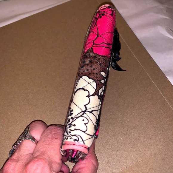 Vera Bradley Wallet Great Shape no holes to issues at all - Picture 5 of 7